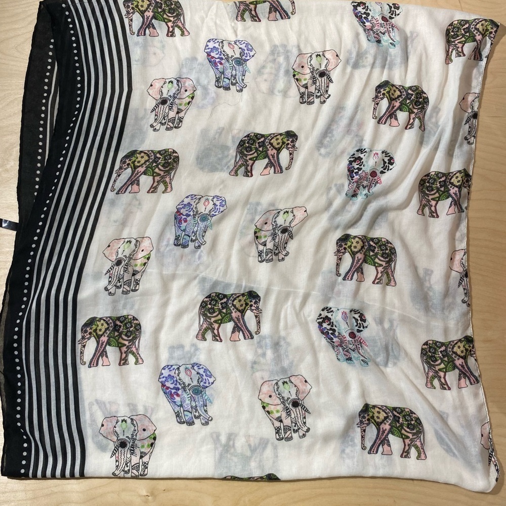 Infinity Scarf Elephant Designs (IM) - Picture 4 of 14